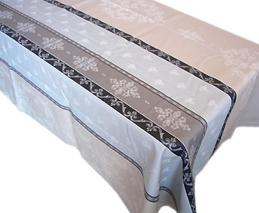 French Jacquard woven coated tablecloth (Montaulieu. Ecru/black)